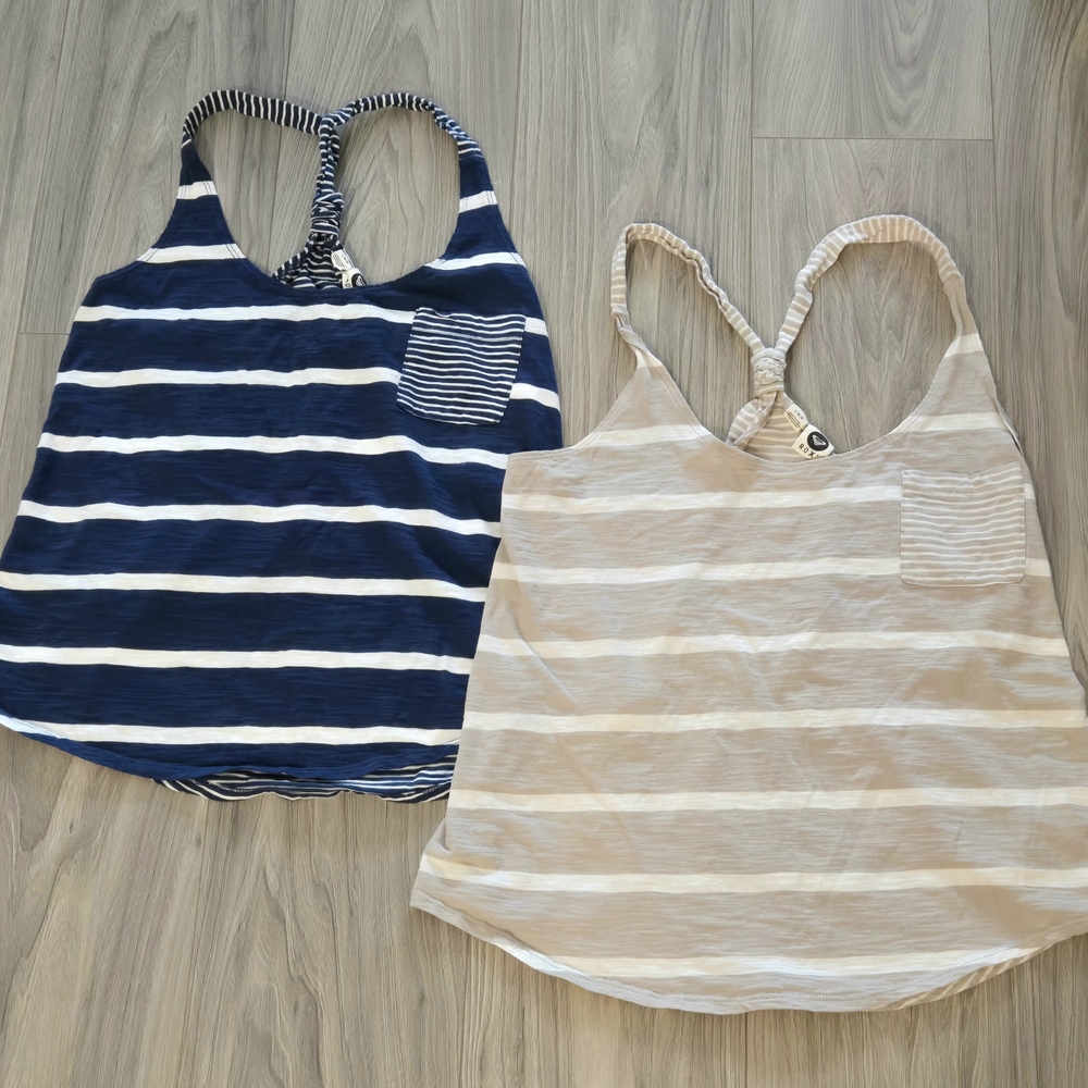 Roxy Tank Tops Lot Of 2 Womens Size Large Blue/White Beige/White Striped